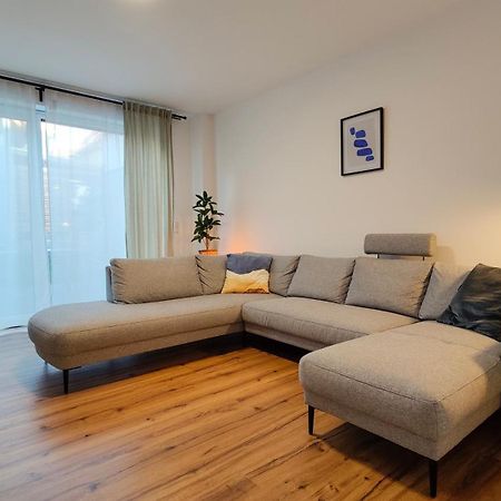 Hygge Home - Mit Garten Und Stellplatz Fuer Feriengaeste-, Monteure / Netflix / 10 Min. Zur Sinsheim Therme Und Zur Autobahn Екстериор снимка