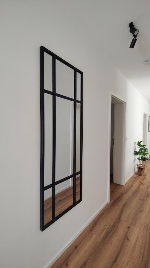 Hygge Home - Mit Garten Und Stellplatz Fuer Feriengaeste-, Monteure / Netflix / 10 Min. Zur Sinsheim Therme Und Zur Autobahn Екстериор снимка