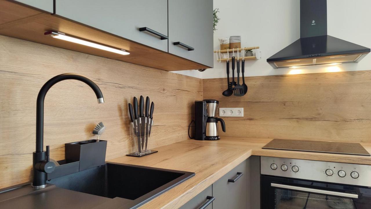 Hygge Home - Mit Garten Und Stellplatz Fuer Feriengaeste-, Monteure / Netflix / 10 Min. Zur Sinsheim Therme Und Zur Autobahn Екстериор снимка