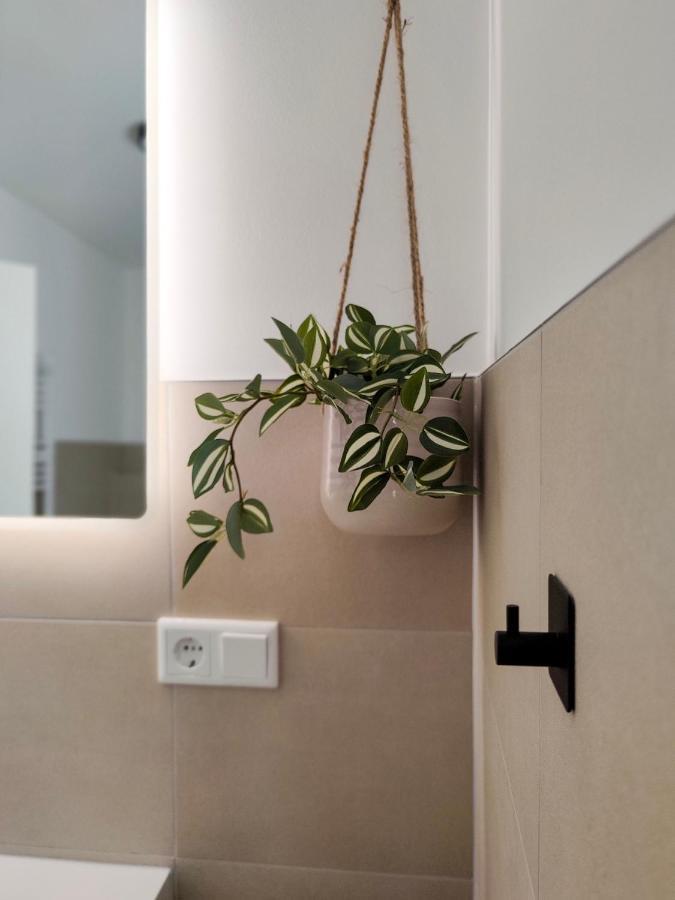 Hygge Home - Mit Garten Und Stellplatz Fuer Feriengaeste-, Monteure / Netflix / 10 Min. Zur Sinsheim Therme Und Zur Autobahn Екстериор снимка